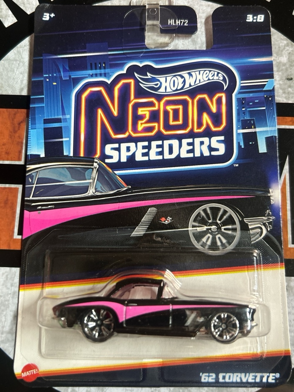 Hot Wheels Neon Speeders '62 Corvette - Black & Pink